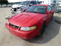 1999 Red Ford Mustang