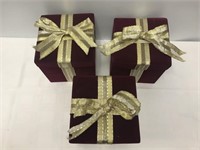 3 Velvet Gift Boxes