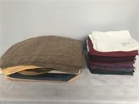 Lot of Placemats / Fabric Napkins