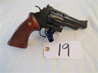 Smith & Wesson 29-2 .44 mag Revolver