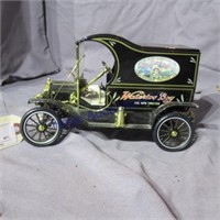 1/18 Ford model T Waterloo Boy Hack