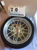 Tire clock, battery operated, new in box