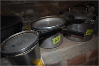 4-Pressure cookers