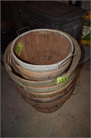 Wood bushel baskets