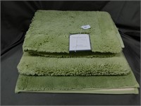 Lot Of Like New Or New Bathroom Mats