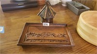 2 WOOD DECOR PIECES LORDS SUPPER
