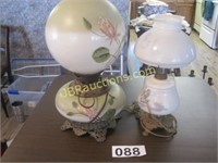 2 Lamps- 1 Globe