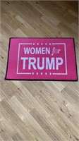 Women for TRUMP rugs