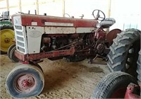 Farmall 560 diesel tractor
