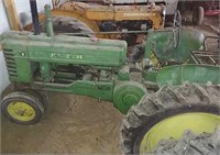 John Deere B gas tractor