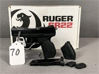70. Ruger SR22 .22LR, (2) Mags & Extra Grips,
