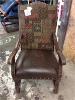Regal throne chair