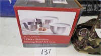 3 PIECE STAINLESS STEEL MIXING BOWL SET