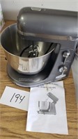 MIXER GENTLY USED