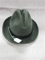 2 Vintage Felt Fedora Hats