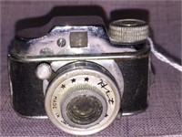 Vintage "Hit" Spy Style Camera