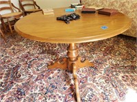 Round Folding Table - 35"