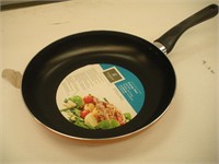 Gibson 10 Inch skillet