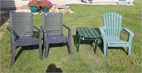 Lot: 4 Pieces Outdoor Furniture