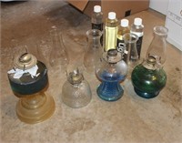 Lot: 4 Oil Lamps **OLD NICE