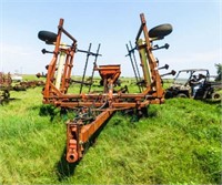 Krause 2330 30’ field cultivator w/buster bars