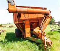 UFT 400 bushel grain cart, 540 pto, tires fair;