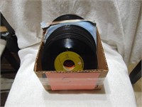 BOX LOT 50 X 45 RPM