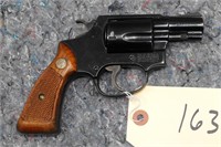 (R) Smith & Wesson 36 38 SPL Revolver