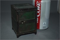 Very Simple Toy Safe Bank