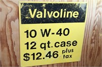 Valvoline 10 W-40 Metal Sign