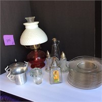 Miscellaneous glassware and hammered aluminum