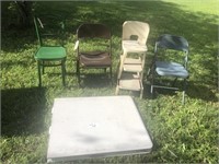 (4) Chairs & Folding Table