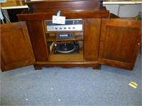 turntable stereo & cabinet