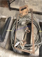 Tow cable w/ hooks, hack saw
