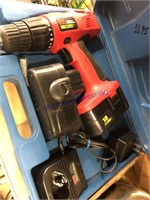 18 volt cordless drill/ driver in case