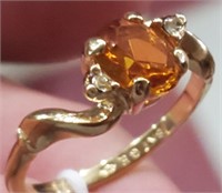Sz 8 ring gold tone faceted amber stone 18k HGE