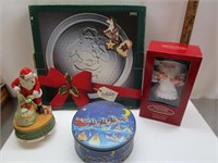 Musical Santa, Santa Ornament & Santa Plate