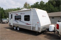 2012 Gulf Stream Travel Trailer (like new)