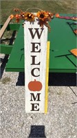Wooden Welcome Pumpkin Sign