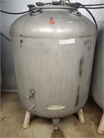 Beer Holding Tank




5' H X 10' 2"