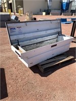 WEATHERGUARD TOOL BOX IN GOOD SHAPE