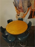 Round Pub table with 6 Chairs