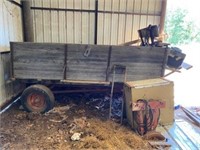 Wood box wagon w/ rubber tires 10.5'x5.5'