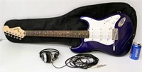 Fender Squire Strat Electric Guitar in Case & Head