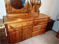 Vintage Pine Bedroom Furniture