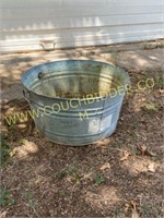 nice galvanized tub