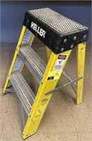 Keller 2’ fiberglass step ladder