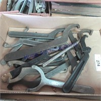 Flat of spanner wrenches