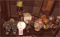 Decorated house hold lot to include clock,