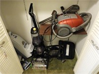 Lot of Vacuum cleaners to include: Bissell Pet